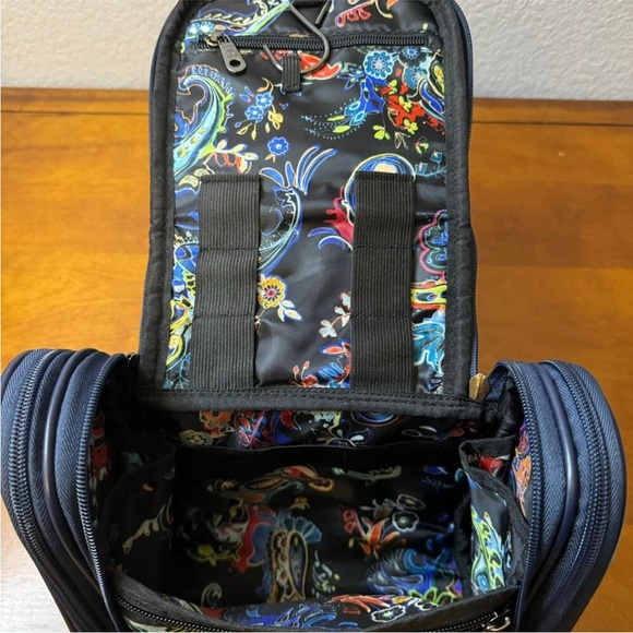 New Robert Graham Armageddon Max Hanging Toiletry Bag Navy Blue - Picture 15 of 16